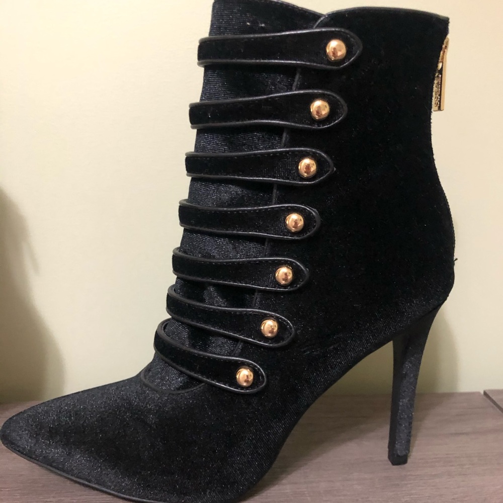 New Ankle Boots Velvet Black Size 7.5